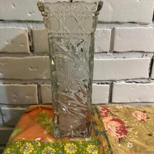 McKee Innovation #410 Vintage Square Cut & Pressed Crystal Vase